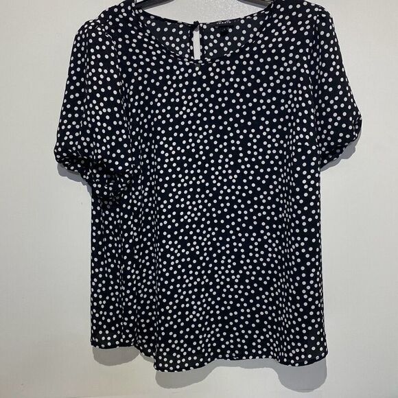 Torrid Women's Black White Polka Dot Crew Neck Puff Short Sleeve Blouse Size 1 - Picture 1 of 6
